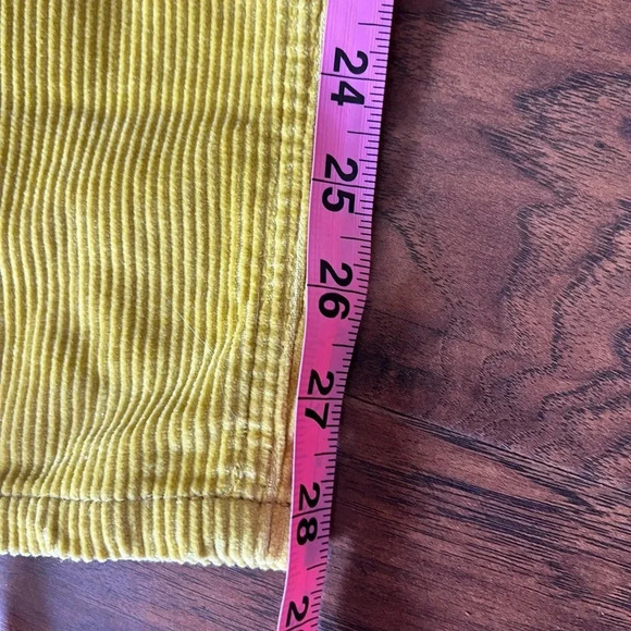 BDG Urban Outfitters Mustard Yellow Corduroy Mom Jeans- Size 28 - Picture 6 of 12